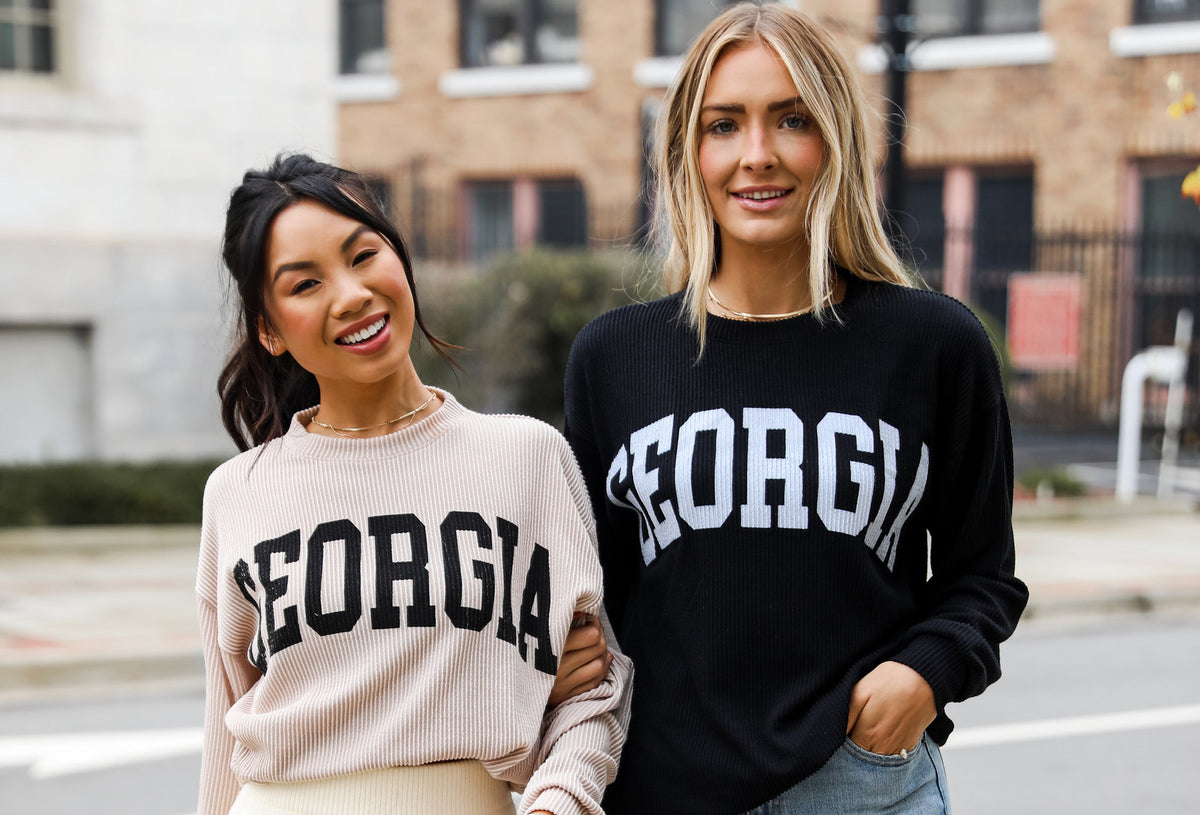 models wearing cute game day outfits