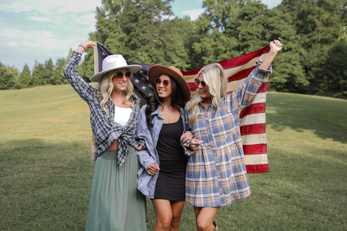 models wearing cute fall outfits